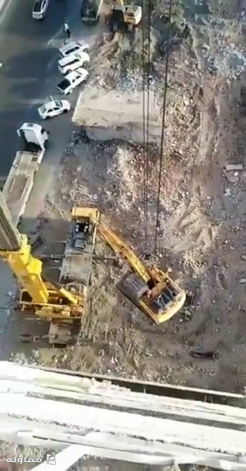 من أعمال عبد الرحمن مقاول تكسير جبال وهدم وازاله المباني