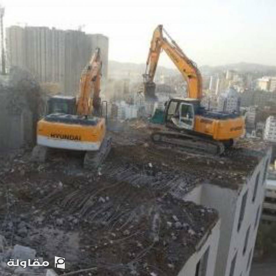 من أعمال عبد الرحمن مقاول تكسير جبال وهدم وازاله المباني