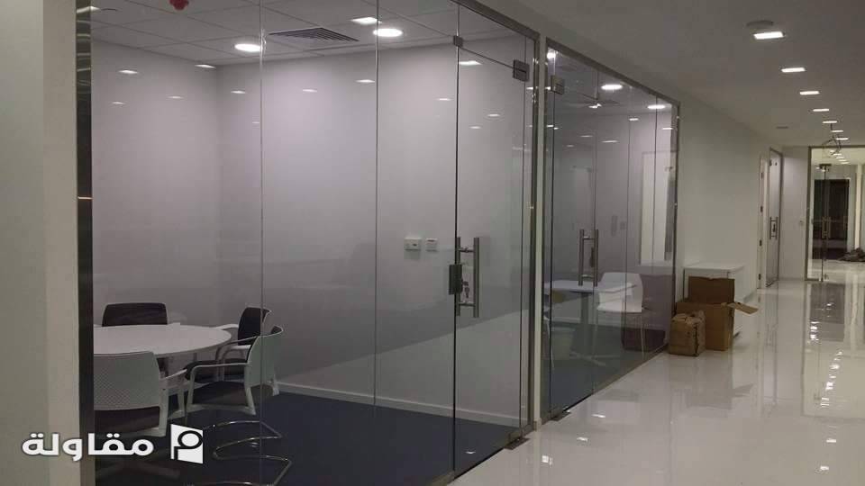 من أعمال الزجاج السكريت المراياللمقاولات العامة